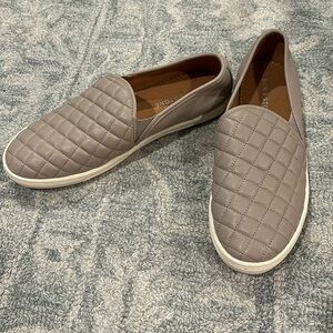 Beige, flat shoes